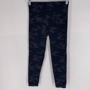 Spanx Look At Me Now High Rise Seamless Leggings